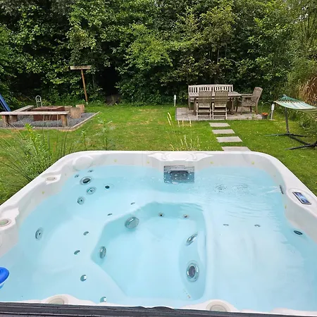 Дом отдыха Family Home, Large Garden, Playground Kids, Firepit, Terraces, Sleeps Max 7 And 1 Babycot, Kids Playroom Inside Ewijk