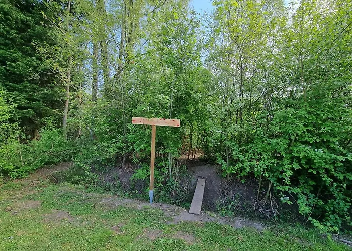 Family Home, Large Garden, Playground Kids, Firepit, Terraces, Sleeps Max 7 And 1 Babycot, Kids Playroom Inside Ewijk