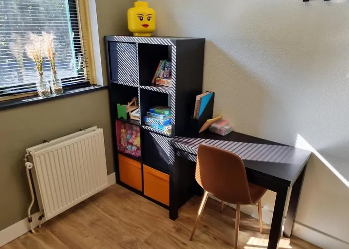 Semesterbostad Family Home, Large Garden, Playground Kids, Firepit, Terraces, Sleeps Max 7 And 1 Babycot, Kids Playroom Inside