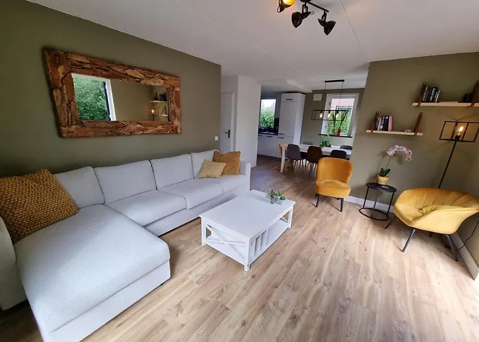 Semesterbostad Family Home, Large Garden, Playground Kids, Firepit, Terraces, Sleeps Max 7 And 1 Babycot, Kids Playroom Inside