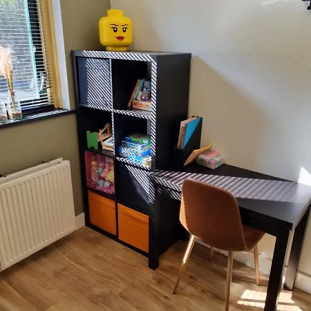 別荘 Family Home, Large Garden, Playground Kids, Firepit, Terraces, Sleeps Max 7 And 1 Babycot, Kids Playroom Inside