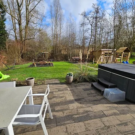 Family Home, Large Garden, Playground Kids, Firepit, Terraces, Sleeps Max 7 And 1 Babycot, Kids Playroom Inside * Ewijk